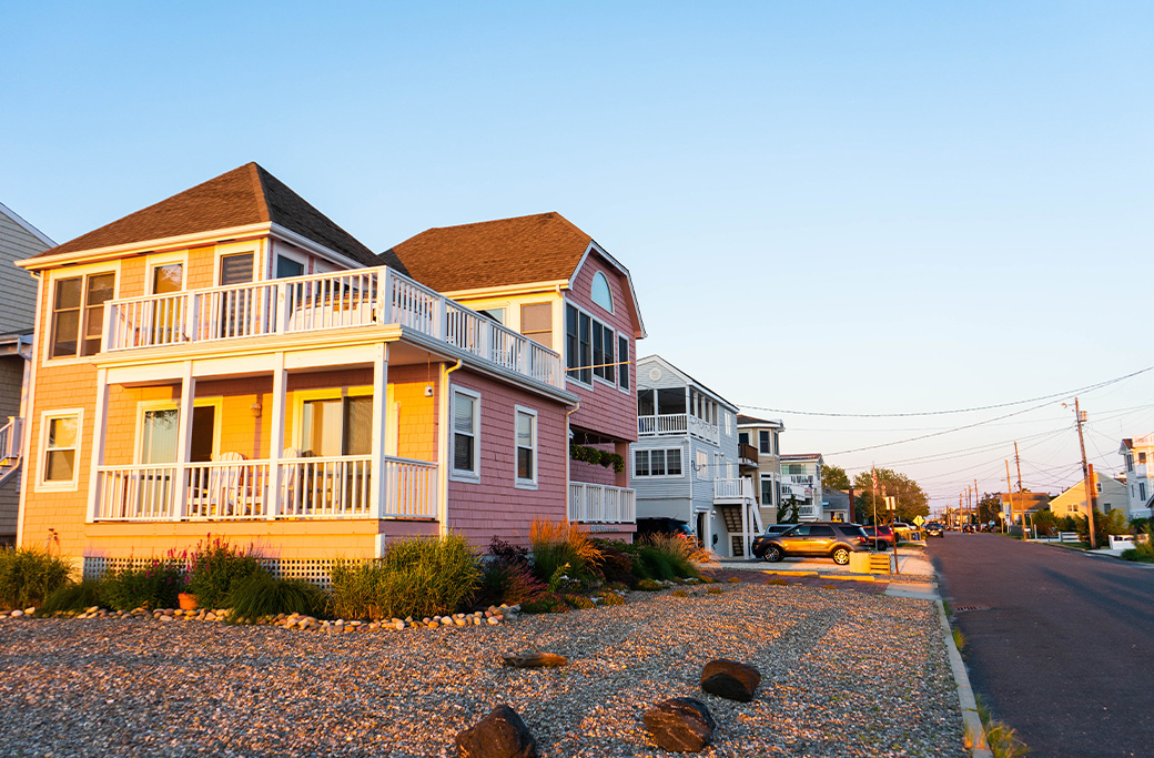 Why Do Beach House Groups Choose Takeout Over Cooking?